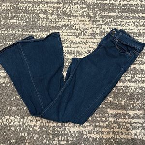 L.L. Bean classic fit size 8L bell bottom jeans. Like new.